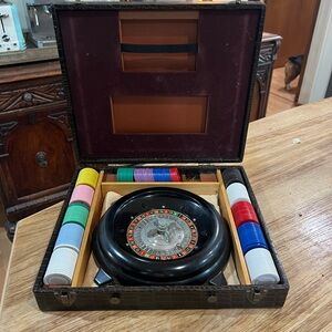 Vintage Roulette Game Set in Leather Case
